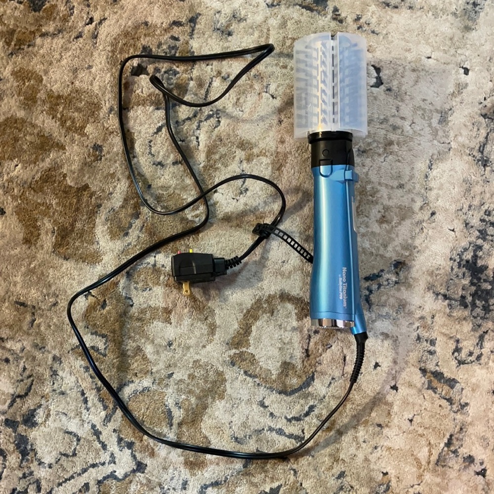 Nano Titanium 2'' Rotating Hot Air Brush